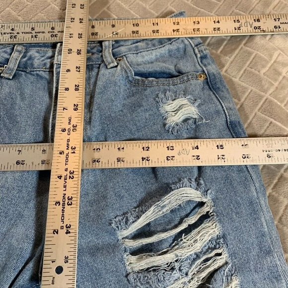 Adika Womens 26 Denim Jeans Blue Extreme Distressed Fray Light Wash Mid Rise - Picture 7 of 12